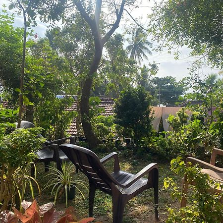 Ananda Home Stay And Restaurant Tangalle Extérieur photo