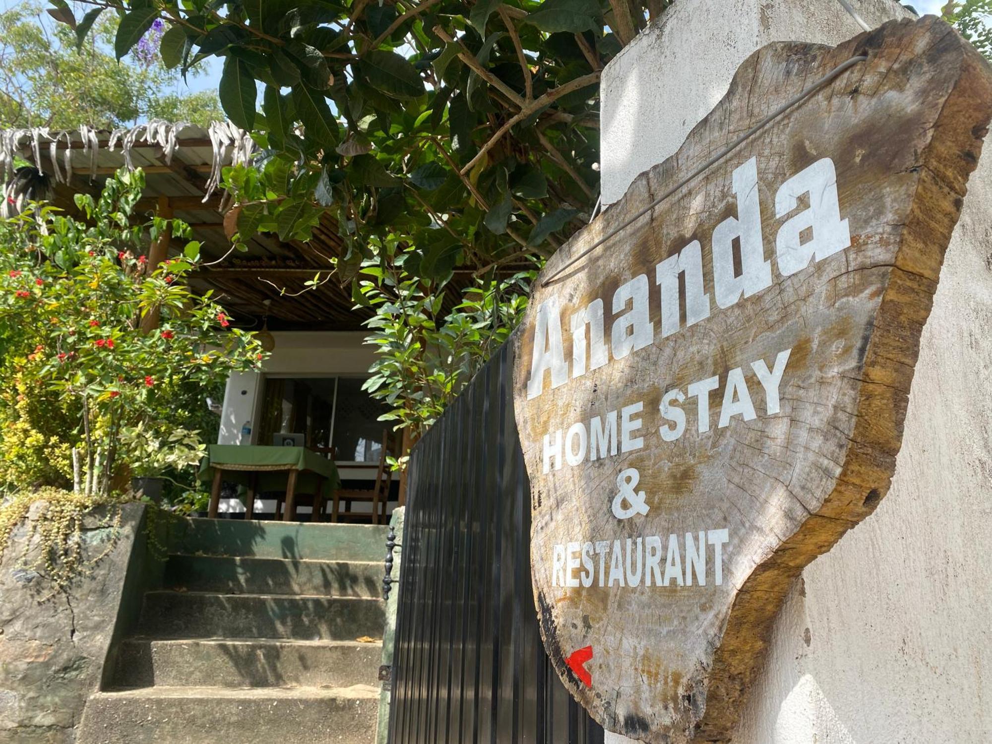 Ananda Home Stay And Restaurant Tangalle Extérieur photo
